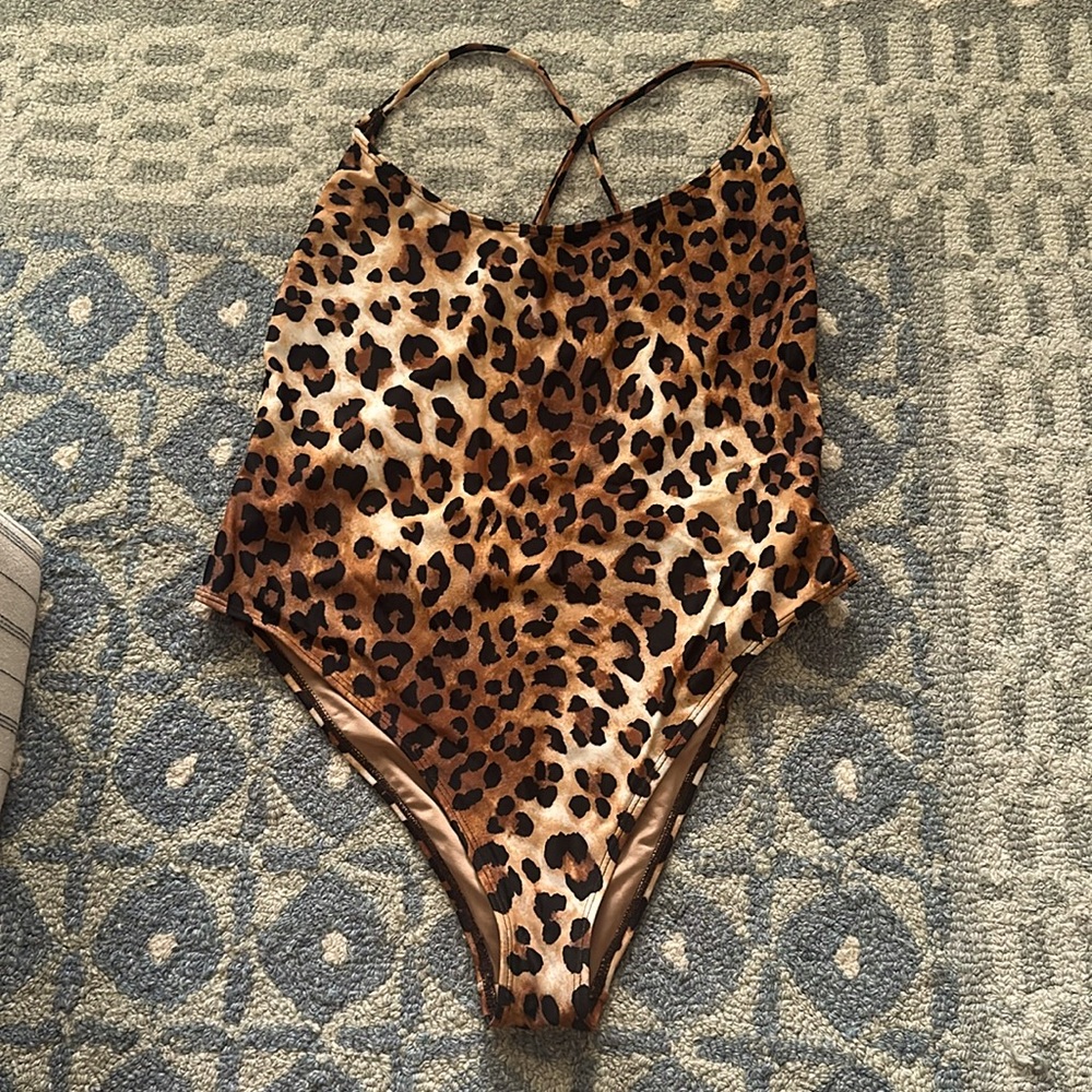 Leopard suit